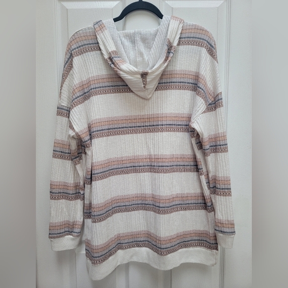 BKE Women's Oversized Ribbed Knit Striped Hooded Sweater Size Med - Picture 3 of 4